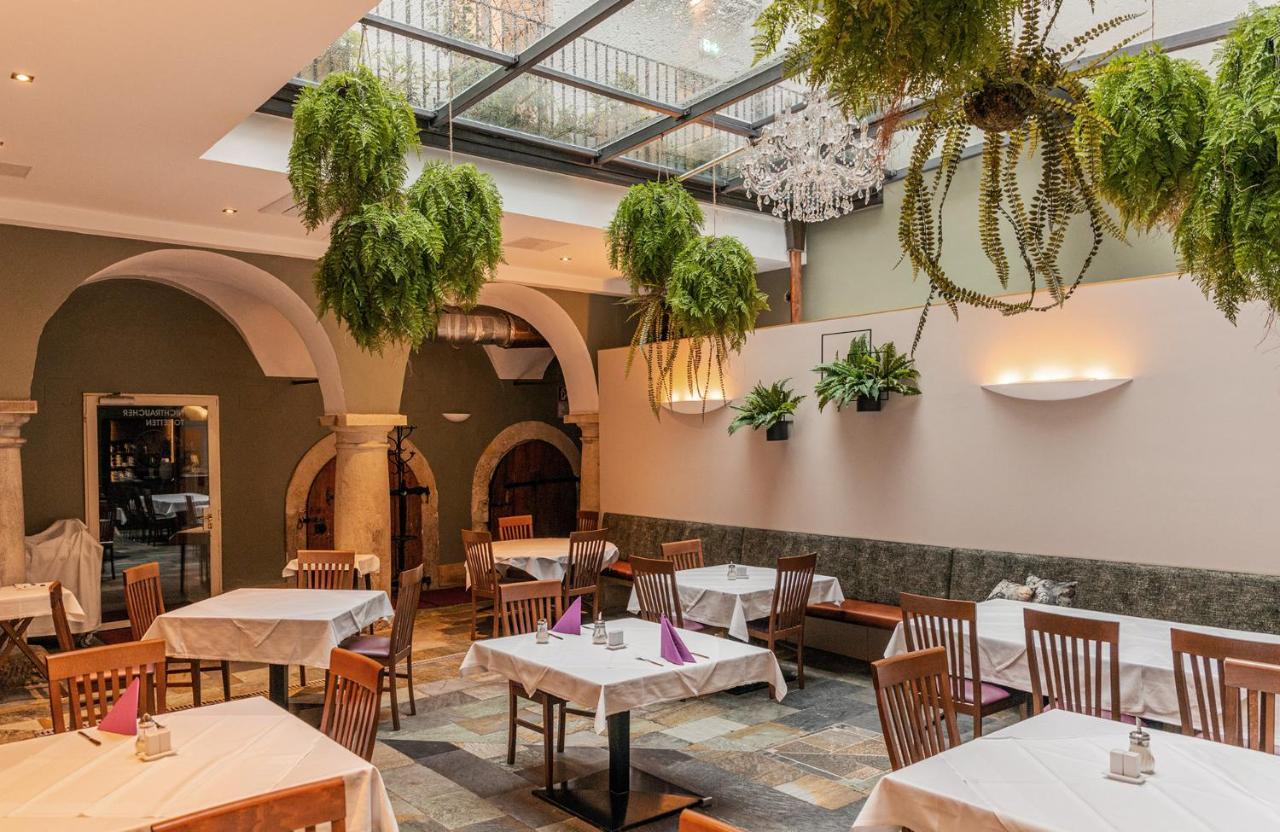BoutiqueHotel Dom - Rooms&Suites Graz Extérieur photo
