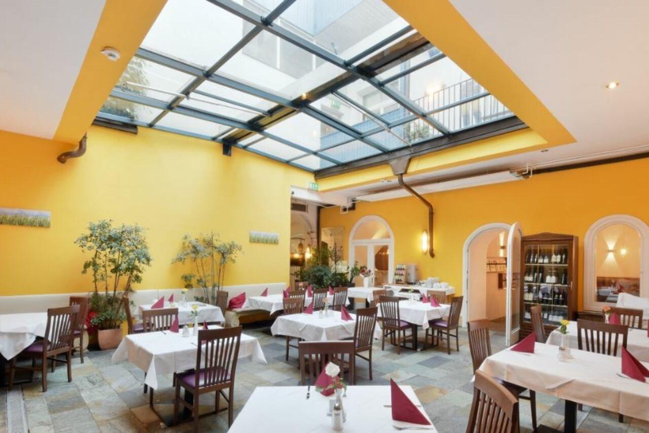 BoutiqueHotel Dom - Rooms&Suites Graz Extérieur photo