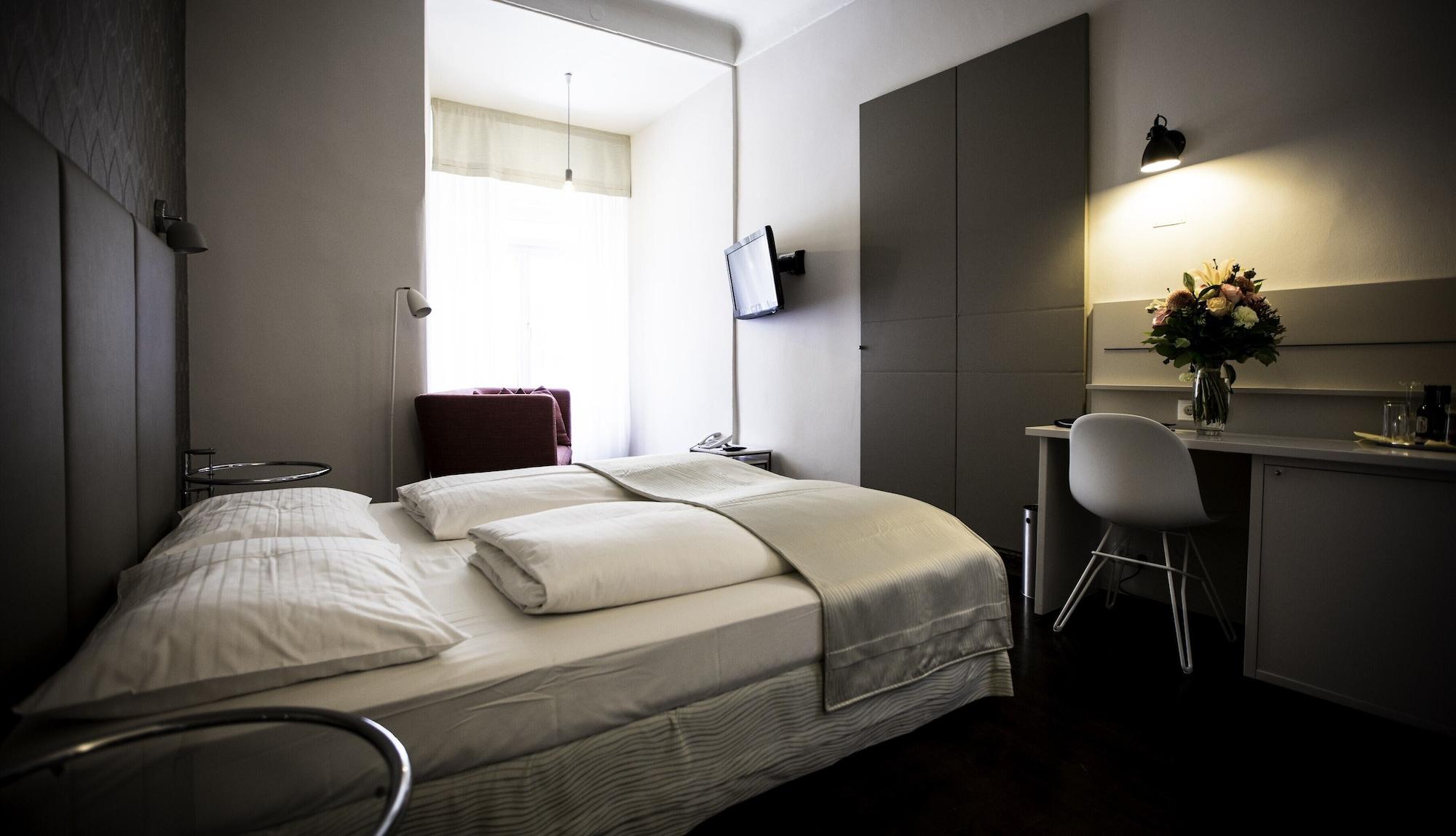 BoutiqueHotel Dom - Rooms&Suites Graz Extérieur photo