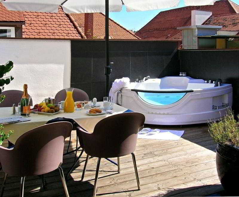 BoutiqueHotel Dom - Rooms&Suites Graz Extérieur photo