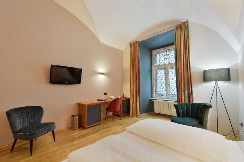 BoutiqueHotel Dom - Rooms&Suites Graz Extérieur photo